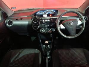 Toyota Etios Cross 1.5 Xs 5-Door - Image 6