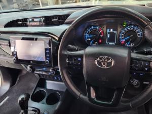 Toyota Hilux 2.8 GD-6 RB Legend RS 4X4 automaticD/C - Image 14