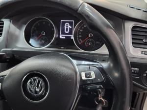 Volkswagen Golf VII 1.2 TSI Trendline - Image 10