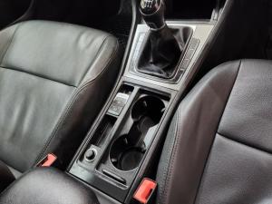 Volkswagen Golf VII 1.2 TSI Trendline - Image 12