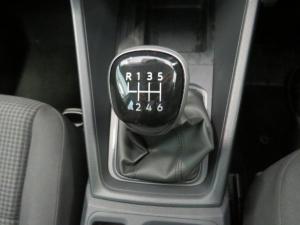 Volkswagen Caddy Maxi Kombi 2.0 TDi - Image 18