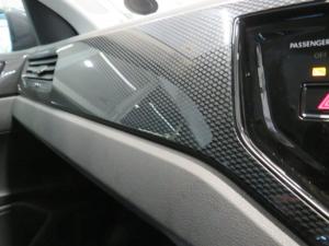 Volkswagen Polo 1.0 TSI Life - Image 17