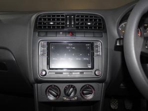 Volkswagen Polo Vivo 1.4 Trendline - Image 11