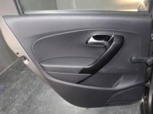 Volkswagen Polo Vivo 1.6 Comfortline TIP - Image 10