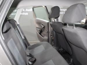 Volkswagen Polo Vivo 1.6 Comfortline TIP - Image 13