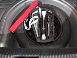 Volkswagen Polo Vivo 1.6 Comfortline TIP - Image 9