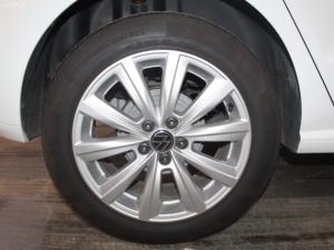 Volkswagen Polo Vivo 1.6 Style - Image 21