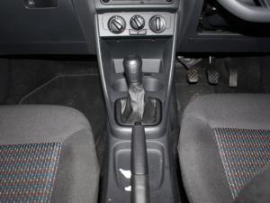 Volkswagen Polo Vivo 1.4 Comfortline - Image 14