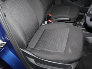 Volkswagen Polo Vivo 1.4 Comfortline - Image 17