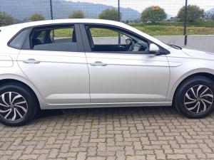Volkswagen Polo 1.0 TSI - Image 8