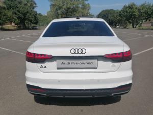 Audi A4 35 Tfsi Black Edition S Tronic - Image 4