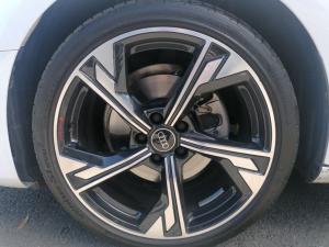 Audi A4 35 Tfsi Black Edition S Tronic - Image 9