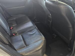 Toyota Corolla 1.3 Prestige - Image 13