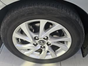 Toyota Corolla 1.3 Prestige - Image 14