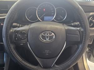 Toyota Corolla 1.3 Prestige - Image 8