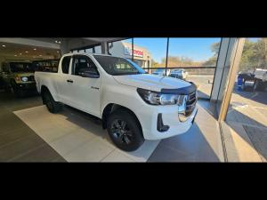 Toyota Hilux 2.4 GD-6 RB Raider automaticE/CAB - Image 1