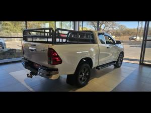Toyota Hilux 2.4 GD-6 RB Raider automaticE/CAB - Image 2
