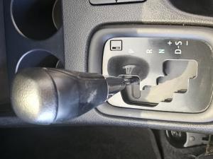Toyota Hilux 2.4 GD-6 RB Raider automaticE/CAB - Image 9