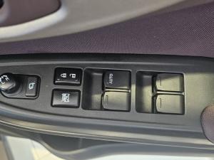 Suzuki Fronx 1.5 GL - Image 19