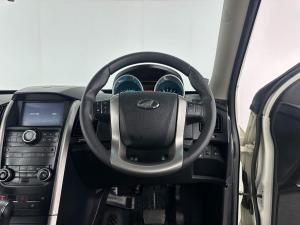 Mahindra XUV 500 2.2D Mhawk automatic 7 Seat - Image 15