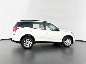 Mahindra XUV 500 2.2D Mhawk automatic 7 Seat - Image 4