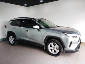 Toyota RAV4 2.0 GX auto - Image 3