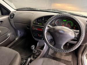Ford Bantam 1.6i XLT - Image 11