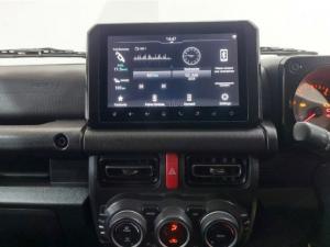 Suzuki Jimny 1.5 GLX AllGrip 5-door manual - Image 11