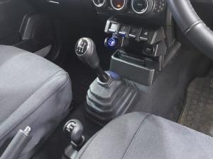 Suzuki Jimny 1.5 GLX AllGrip 5-door manual - Image 12