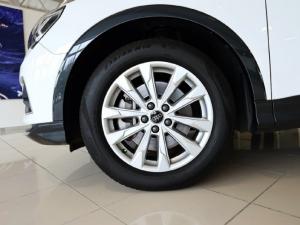 Audi Q3 40TFSI quattro Advanced - Image 12
