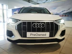 Audi Q3 40TFSI quattro Advanced - Image 2