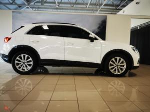 Audi Q3 40TFSI quattro Advanced - Image 5