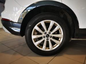 Audi Q3 40TFSI quattro Advanced - Image 8