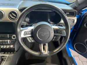 Ford Mustang 5.0 GT fastback - Image 8