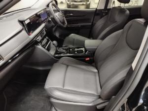 Mahindra XUV700 2.0T AX7L Black Edition - Image 13