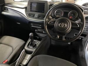 Toyota Starlet 1.5 Xi - Image 8