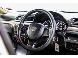 Suzuki Ciaz 1.5 GL manual - Image 11