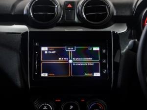 Suzuki Swift 1.2 GLX manual - Image 11