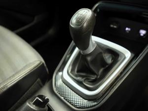 Kia Sonet 1.5 LX manual - Image 13