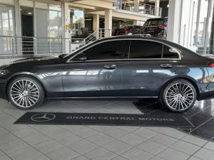 Mercedes-Benz C-Class C200 Avantgarde - Image 4