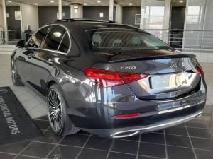 Mercedes-Benz C-Class C200 Avantgarde - Image 5