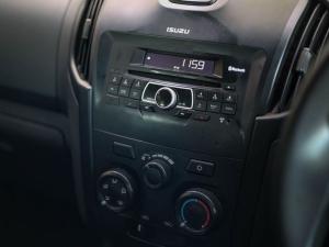 Isuzu D-Max 250 double cab Hi-Ride - Image 11