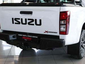 Isuzu D-Max 250 double cab X-Rider auto - Image 10
