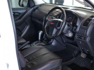 Isuzu D-Max 250 double cab X-Rider auto - Image 12