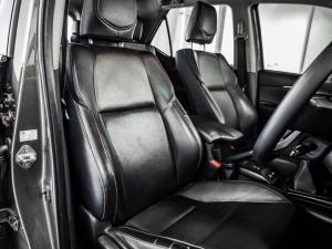 Toyota Fortuner 2.4GD-6 manual - Image 13