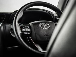 Toyota Fortuner 2.4GD-6 manual - Image 16