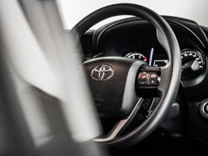 Toyota Fortuner 2.4GD-6 manual - Image 17