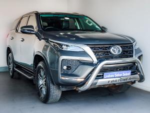 Toyota Fortuner 2.4GD-6 manual - Image 1