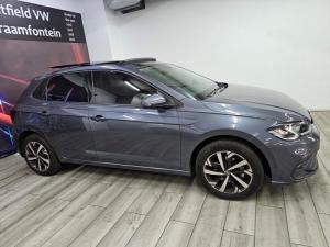 Volkswagen Polo hatch 1.0TSI Life auto - Image 12