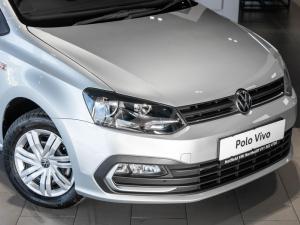 Volkswagen Polo Vivo hatch 1.6 Comfortline auto - Image 3